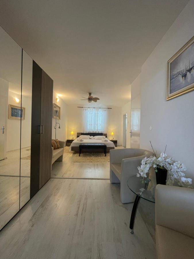 Villa Lory Makarska Ngoại thất bức ảnh